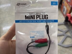 WhatsApp Image 2025-07-19 at 11.39.58 AM CABLE MINI PLUG SALIDA AUDIO Y MICROFONO