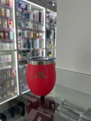 MATE Y VASO STANLEY CON TAPA