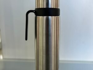 WhatsApp Image 2025-07-22 at 3.52.28 PM TERMO MEDIA MANIJA PLATEADO 1LT