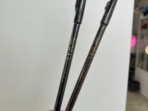 DELINEADOR DE LAPIZ NEGRO Y MARRON