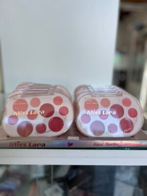 paleta rubor en crema