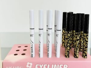 DELINEADOR NEGRO Y BLANCO FIBRA