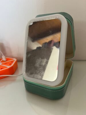 JOYERO CON ESPEJO Y LUZ LED