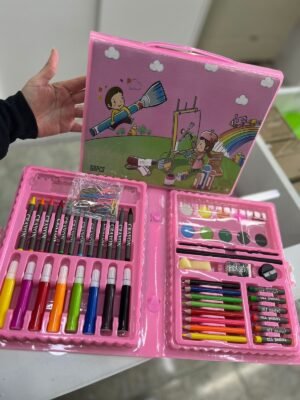SET DE 68 PIEZAS CRAYONES Y ACCESORIOS