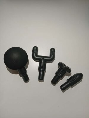 WhatsApp Image 2025-09-18 at 3.33.49 PM PISTOLA MASAJEADORA RECARGABLE C/ 4 CABEZALES