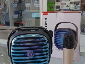 PARLANTE CON MICROFONO KARAOKE