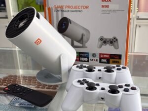 WhatsApp Image 2025-09-17 at 3.06.47 PM (1) - copia PROYECTOR M90 C/ JUEGOS Y APPS 100"