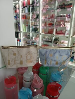 PORTA COSMETICO DECORADO CIERRE REFORZDADO