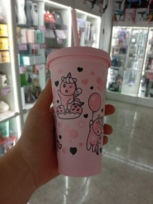 VASOS COLORES ESTAMPADOS CON BOMBILLA Y TAPA