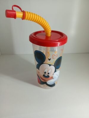 WhatsApp Image 2025-09-18 at 7.35.06 PM (1) VASO PARA NIÑOS DE MICKEY MOUSE Y STICH CON TAPA Y BOMBILLA CORRUGADA