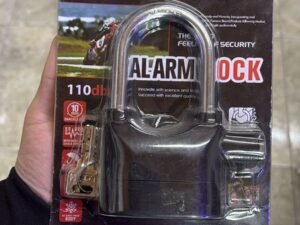 WhatsApp Image 2025-09-20 at 5.34.53 PM CANDADO GRANDE CON ALARMA