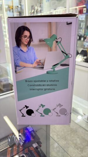 WhatsApp Image 2025-09-22 at 7.00.26 PM LAMPARA DE ESCRITORIO ARTICULADA ( NEGRO, VERDE Y BLANCO )