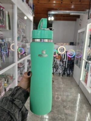 BOTELLA STANLEY CON PICO 750 ML