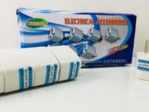 WhatsApp Image 2025-10-12 at 11.24.17 AM CABEZAL ADAPTADOR DE ENCHUFE MOSQUITO