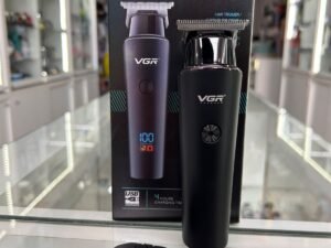 MAQUINA TRIMMER PATILLERA CORTA PELO V-937