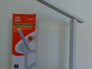 LAMPARA LED DE ESCRITORIO FLEXIBLE SIMIL CUERO