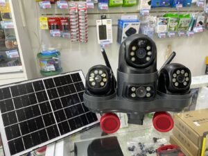 CAMARA DE SEGURIDAD SOLAR DE TRIPLE LENTE